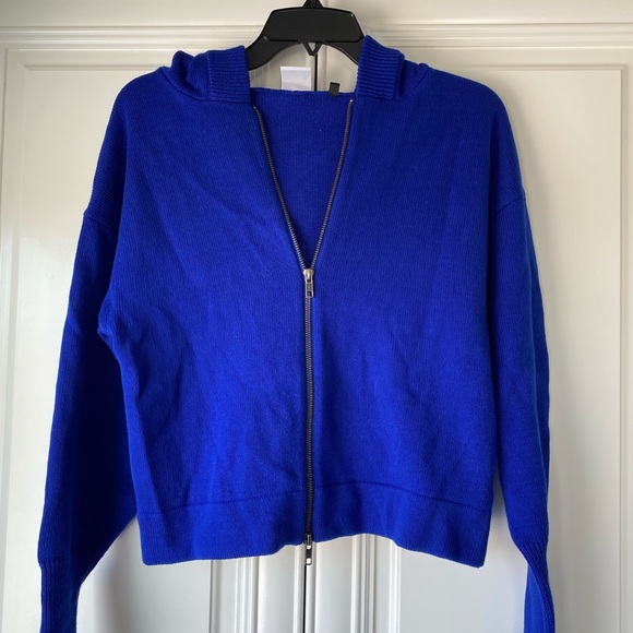 Cabi new Dressed up Hoodie SZ XS - Picture 3 of 7